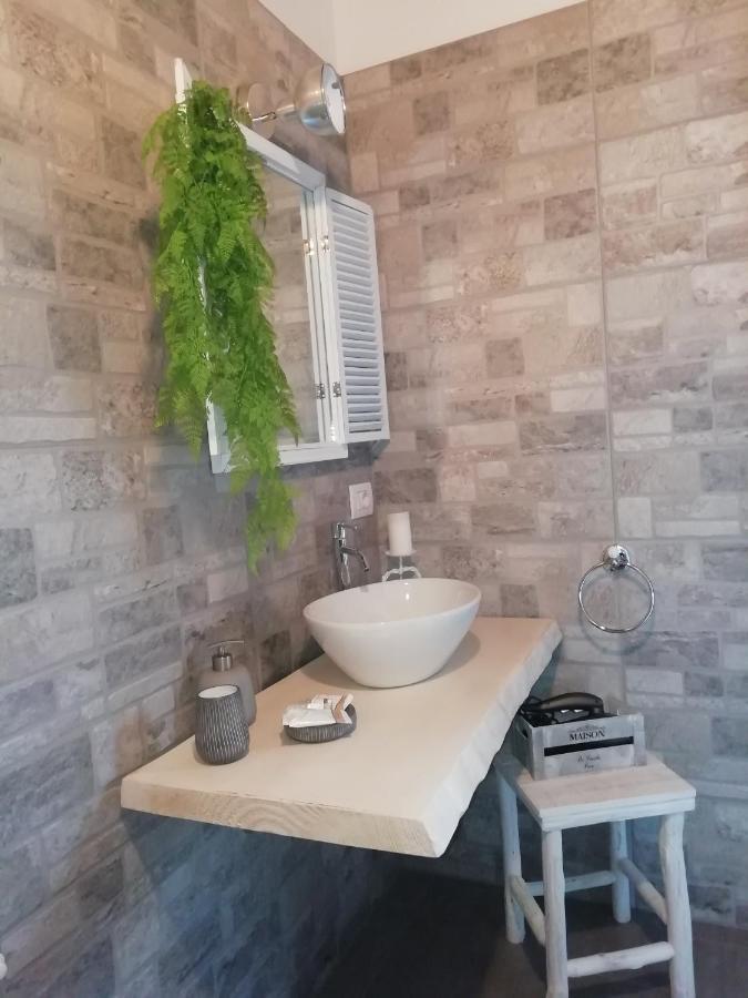 B&B Cristalli Di Luce Albavilla Екстериор снимка